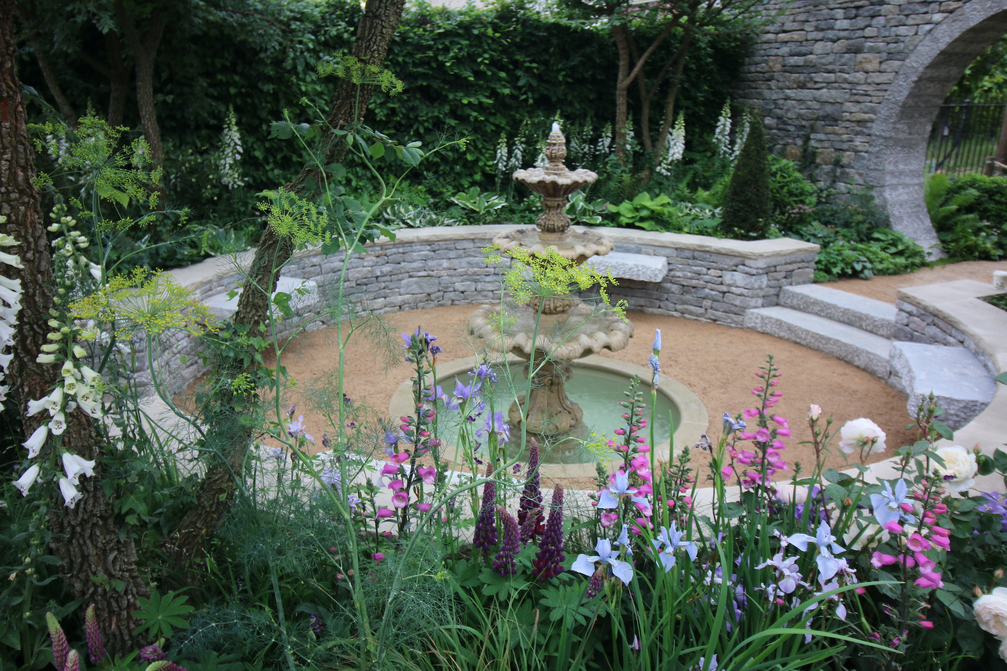 Chelsea Flower Show - The Bridgerton Garden